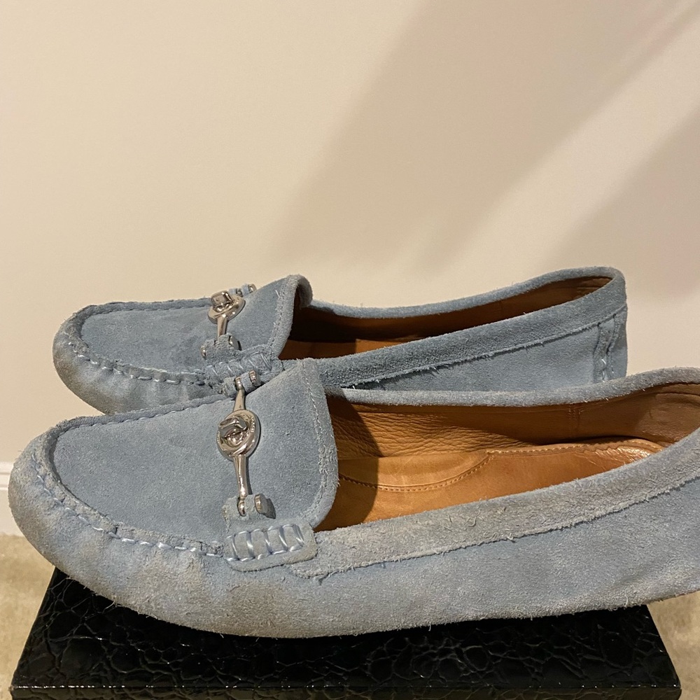 Coach suede flats.☄️🖤